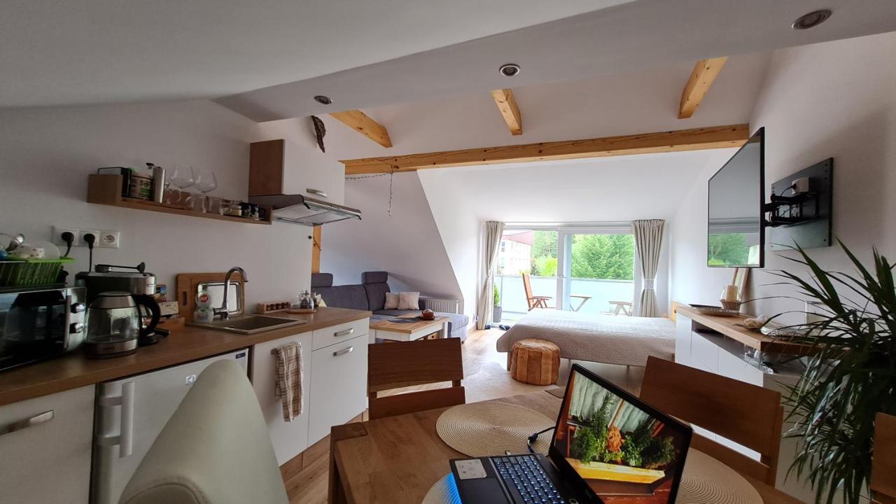 Appartement Penzion Piano à Liptovský Mikuláš Extérieur photo